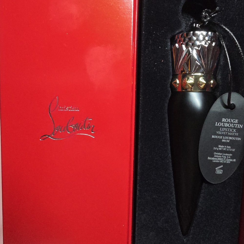 Christian Louboutin Matte Red Lipstick Color 001M Rouge Louboutin NIB - Picture 6 of 9